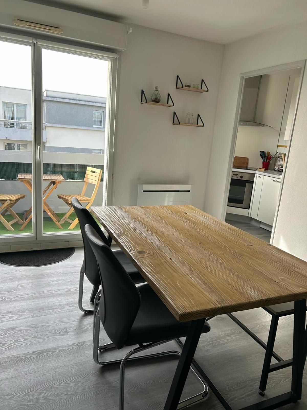 Appartement T3 Proche Circuit Du Mans Allonnes  Exteriér fotografie